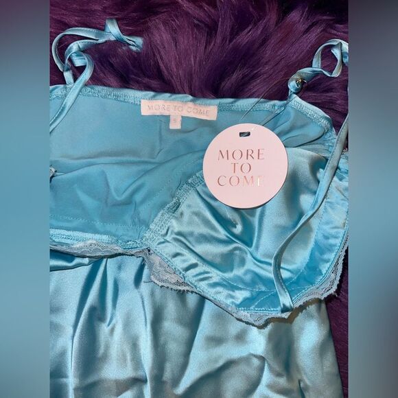 Revolve blue satin dress. Size small. Brand new. - Picture 3 of 6